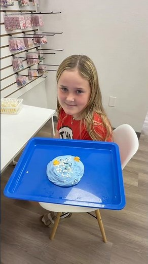 Making a DIY Slime with Mrs. Bench!