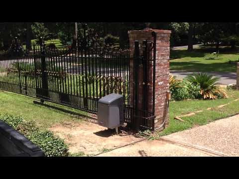 LiftMaster CSL24V Slide Gate Opener