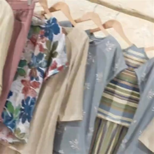 As autumn leaves start to fall, wrap yourself in comfort and style. 🎇 ColdwaterCreek's timeless classics are now on sale! Treat yourself to quality, coziness & autumn ease without breaking the bank. Click here to find your dream piece → | Johnathan Holloway