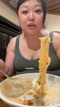 NEVER ENDING PASTA AT OLIVE GARDEN MUKBANG #mukbang #olivegarden #minivlog #eatwithme
