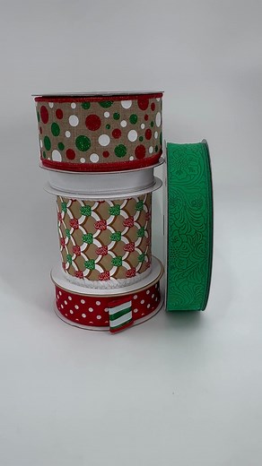 10K views · 113 reactions | Straight from Santa’s ribbon stash!  How sweet is this combo?! Comment "Shop Ribbon" to add a little gumdrop magic to your own holiday bows and creations! | DecoExchange | Facebook