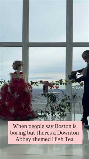 Tea time in Back Bay: Downton Abbey pop-up at the Prudential Center. Looking for fun activities in Boston? Send this to a Downton Abbey lover! #PrudentialCenter #BostonEvents #DowntonAbbey #BackBay #BostonRealtor | Jacey Hinton Boston Realtor at Douglas Elliman