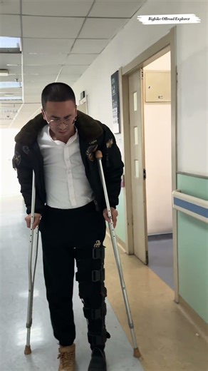 My brutal road to recovery after a motorcycle crash #aclrecovery #motorcycleinjury #nevergiveup
