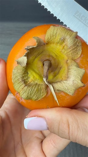 Teaching how to peel a persimmon)) #asmr #asmrvideo #food