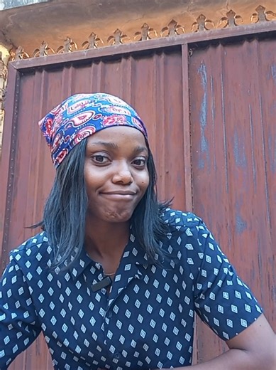 It is my Day 1 of 30 days talking to the camera challenge, so doing a little introduction of myself won't be bad... #cakesinakure #akurebaker #cakesinijoka #doveescakenmore #30dayschallenge @AkureHowFar