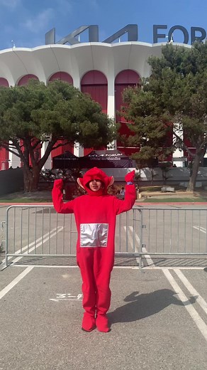 ITZY Loco Dance with Teletubbies | Born to Be Tour Highlights