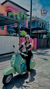 16K views · 796 reactions | Just Beautiful ladies Scooter  #ladiesscooter #vespa | Vespa JAVA Indonesia | Facebook