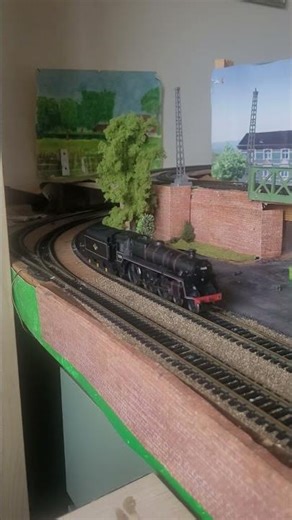 OO 32-501 Bachmann BR class 5 73158 just arrived and running emty out of the box #ooscale