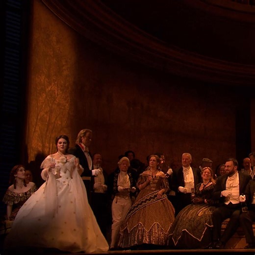 Here's a toast to the lady of the party, Violetta! Check out La traviata at the Royal Opera House. | Royal Ballet And Opera