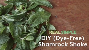 DIY Shamrock Shake: A dye-free, 6-ingredient version that keeps the cool color and flavor Get the recipe: http://bit.ly/2lEbvMq | Real Simple