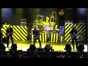 Stryper - To Hell With the Devil (Live)