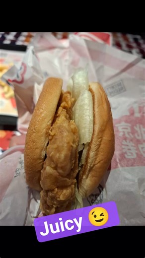 Late-Night Airport Supper in China | Familiar Food Wins ‪@francisLifestyle‬