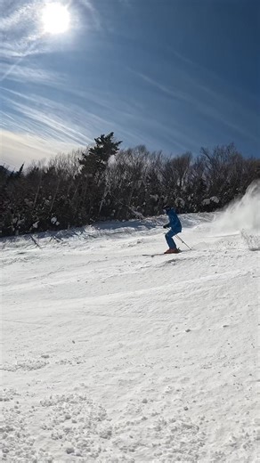 We recently filmed five different on snow reviews during our time at Waterville Valley Resort. First one will be the new Armada Antimatter 92. We should have it ready by tomorrow, and in the meantime, here's a look at some of the testing. #GearForSkiersBySkiers | SkiEssentials.com