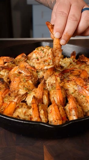 Crab Cake Stuffed Shrimp 🦀🍤 Recipe ⤵️⤵️⤵️ Recipe Makes 34 For the Crab Cake Stuffed Shrimp: 34 Shrimp ~13-15 per pound 1 lb Lump Crab Meat 6 Tbsp Cajon Seasoning 3 Eggs 1/3 Cup Mayo 1 Tbsp Salt 2 Tbsp Dijon 1/4 Cup Chopped Parsley 1 Sleeve Crushed Ritz Crackers 1/2 Red Bell Pepper 1 Lemon How to in my Weber SearWood: 1. Clean Shrimp and Season with 4 Tbsp Cajon seasoning 2. In a Bowl whisk eggs first, then add Mayo, 2 Tbsp Cajon seasoning, Salt, Dijon, Parsley, and whisk all together 3. Add Mi