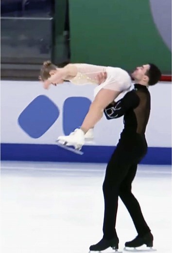 Passionate Ice Skating Performances by Couples