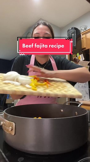Delicious Beef Fajitas Recipe | Cook with Izzy