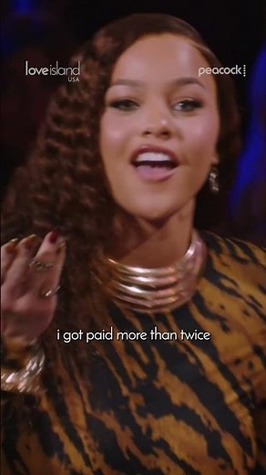 The pie is piping hot 🥧 #LoveIslandUSA #LoveIsland #SolDean #MelanieMoreno #Shorts