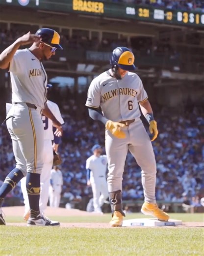 New dad alert 👶 | Milwaukee Brewers