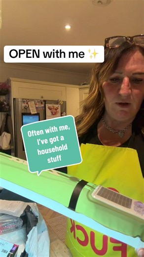 Open with me while I unbox today’s bits. Nothing fancy, just a real-time open, first impressions, and a little chat as I go through everything that’s arrived. You know I love an honest open — no filters, no fuss, just seeing what’s actually worth it and what’s not. Come have a nosey with me 🤍#OpenWithMe #Unboxing #TikTokShop #TikTokMadeMeBuyIt #FirstImpressions