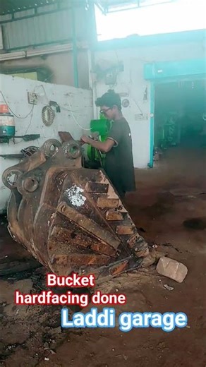 HITACHI BUCKET HARDFACING AND PIN BUSH CHANGE DONE