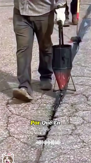 Why don't Americans use heavy equipment for road construction? #Interesting #Science #United States #RoadConstruction #GlobalViews