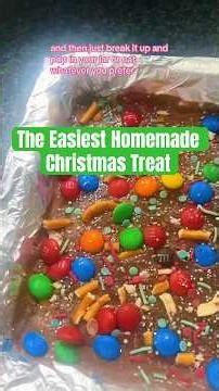 This Christmas Crack Never Lasts More Than a Day | Easy Movie Night Treat + Gift Idea