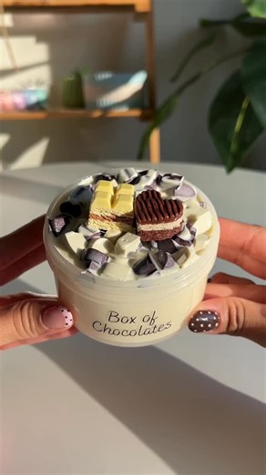 Macarons Slime on Instagram: "java chip slay slime scented white chocolate 🍫🧸 turns so sizzly after inflating and has the most satisfying pops! this one is currently in stock at macaronsslime.com"