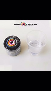 There’s nothing like watching Golda Gold come to life ✨ From mixing ➝ pouring ➝ unmolding, this light metallic gold blends effortlessly and reveals a smooth, radiant finish once cured. Subtle shimmer, clean dispersion, and that signature Eyecandy glow. This is gold done right. 🎨 See it for yourself — link in bio. #epoxyresin #metallicgold #resinprocess #eyecandypigments | Eye Candy Pigments