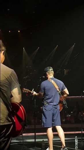 He's definitely doing something right! 🎸✨ See Parker McCollum perform LIVE on the #ACMawards
