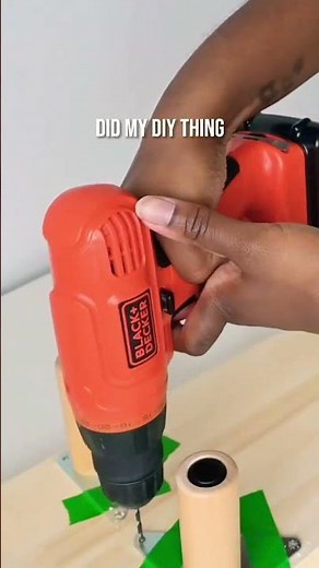 $45 wood monitor riser – minimal desk setup with a DIY monitor stand thanks to this #Ikeahack