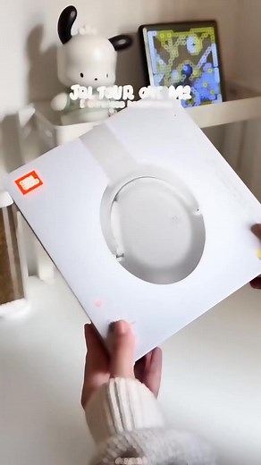 🎧 Plongez au cœur du son avec le JBL Tour One M2 ! Profitez d’une expérience audio exceptionnelle grâce à la réduction de bruit active et un son pur signé JBL. Confortable, élégant et doté d’une autonomie impressionnante, ce casque est idéal pour vos trajets, vos séances de travail ou vos moments de détente. Prix 🏷️ 15000cfa Seulement 🥳 Livraison 🚚 gratuite 🆓 au Dakar Mode: payement à la livraison 🚚 📞774009369 ou 768382929 ✨ Caractéristiques principales : ✅ Réduction de bruit adaptative ✅