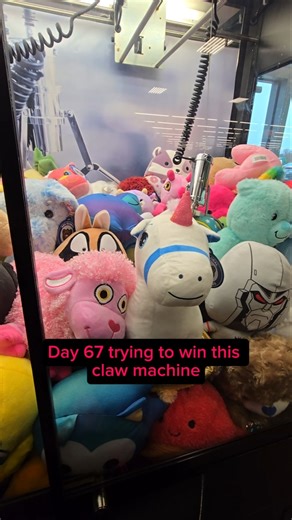 Claw machine play #67