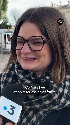 🌲 Nancy's Christmas tree is in the square