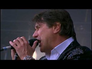 BRYAN FERRY LES VIEILLES CHARRUES 2007