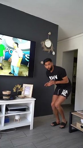 Redha Jr - Technique pour ne pas réveillé papa 👨🏻‍🦱🥲