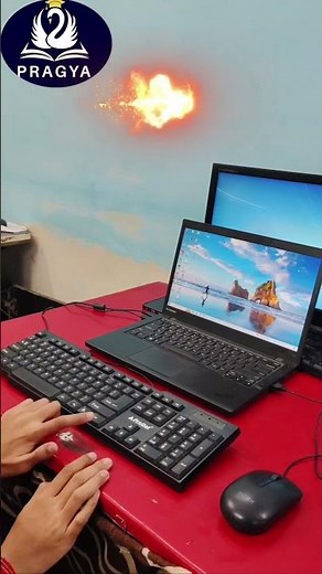 🖥️ How to Rotate Screen in Windows | Screen Rotate Trick (Part 1) 🔄 #computer #computereducation