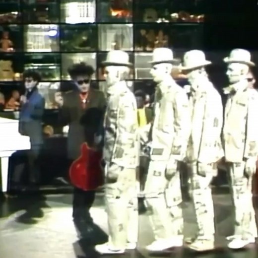 • November 25, 1983 • THE LOVECATS in TV Show "Bananas" (Germany) #thecure #thelovecats @liderzy wśród fanów The Cure Forever ! | Mariage Blanc Art