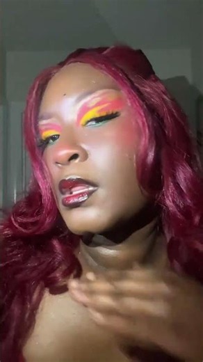 You’re so hot 🥵 😉🔥 #sincerelyshy #makeup #transition