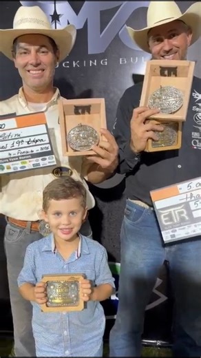 ETR | TEAM ROPING BRASIL on Instagram: "Campeões da 19ª etapa ETR Temporada 2026, durante a prova @mvohorse 🔥 ... @selasrc @mvohorse @rbindustriall @trots_oficial @powerropes @guabioficial @cactusropes @royalropesbr @indiana.ranch @selasnogueira @fastbackropes @nowcobrancas @precisionropes @selas_gasparini @quartersportsbr @lubinhobaratella @power.protection @classic_equitech @eduardokucinski @ropcustomleather @joalheriaberlingeri @tritonaltofalantes @harastwobrothers @horsesportsistemas @casan