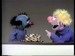 Classic Sesame Street - I On Your Hat