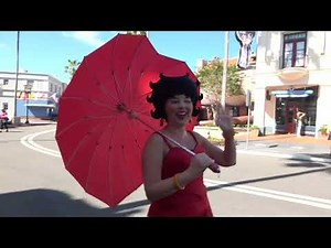 Betty Boop Character Interaction at Universal Studios Orlando!