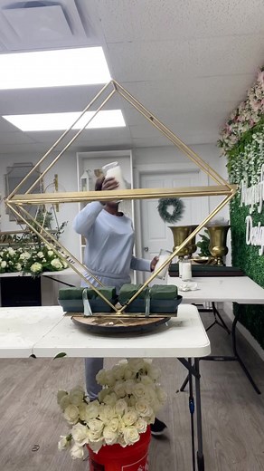 394K views · 8.1K reactions | Making low loral arrangement on our...