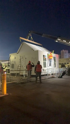 552K views · 9.2K reactions | Would You Buy A Foldable Home? #boxable #foldablehome #tradeshow #Innovation #construction | BYOT | Facebook