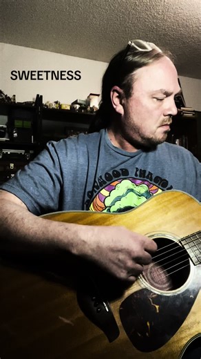 @Baker Explosion dropped an album on all the places you 🎧🎶 by our first band Sweetness. I’m having a blast jamming along to our old shit! A clip of #believe #northbottombum #sweetness #funkymetalreggaeblues #early2000AlternativeMusic please search us up and give a save! Merry Sweetmass 🥷🎅