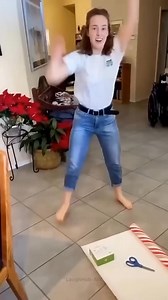 429K views · 10K reactions | Her Back is Broke  #FunnyFails #EpicFail #Backbreaker #HilariousReels #USAComedy #InstantKarma #LOLmoments #ReelComedy #ViralLaughs #FailOfTheDay #ComedyGold #NoDustFails #AmericanHumor #CrazyFalls #ViralUSA #funny #viralreel #funnyreel #ViralFacebook #TryNotToLaugh #ComedyFails | Fun Time | Facebook