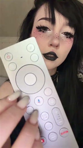 this should NOT sound this good 😳 #asmr #asmrtrigger #asmrshorts