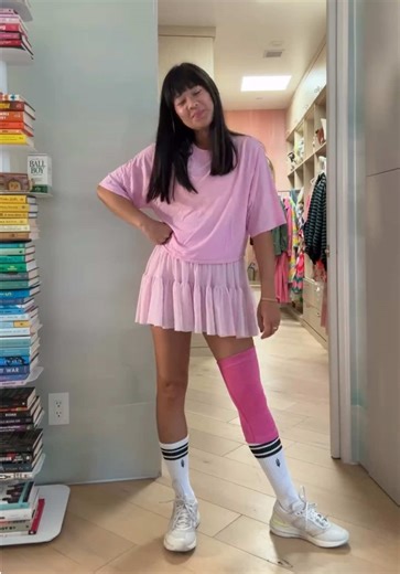 HAVE I TAKEN MY MATCHING TENNIS OUTFITS TOO FAR WITH THE KNEE SLEEVE, TOO?! 🤣 #joy