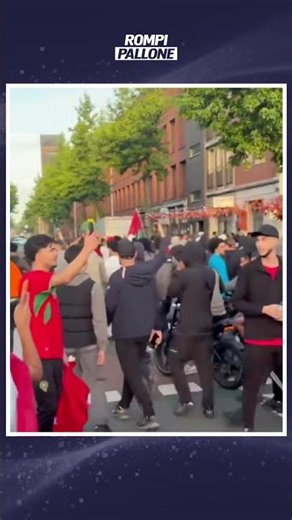 L'OLANDA perde con il MAROCCO al MONDIALE | Guardate cosa succede ad AMSTERDAM alle 6 di MATTINA