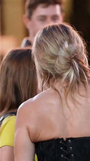 Sienna Miller and daughter, Marlowe Sturridge, attended the "War" world premiere #shorts