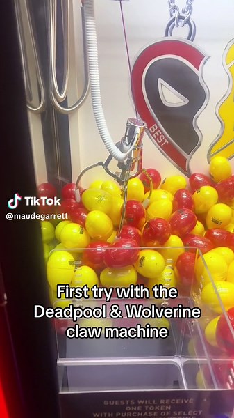 Happy bday to my friend @Claregrant who won the #Deadpoolandwolverine necklace using the claw machine on her #FIRSTTRY